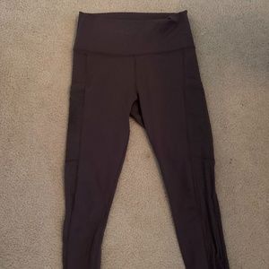 Fabletics purple 3/4 length leggings